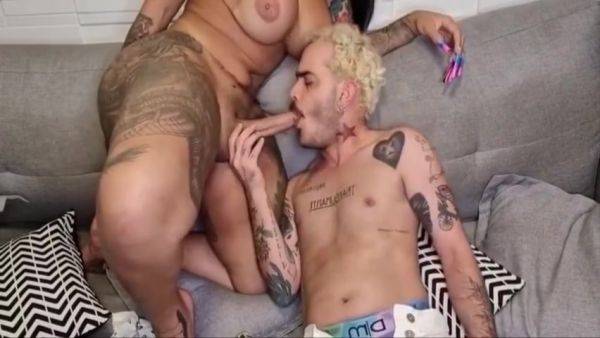 Thick Tattooed Shemale And Her Date Exchange Oral Before Anal - hotmovs.com on ashemalesex.com