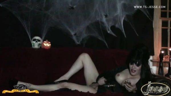 Halloween Tranny Queen TS Jesse Stroking Her Big Dick - hotmovs.com on ashemalesex.com